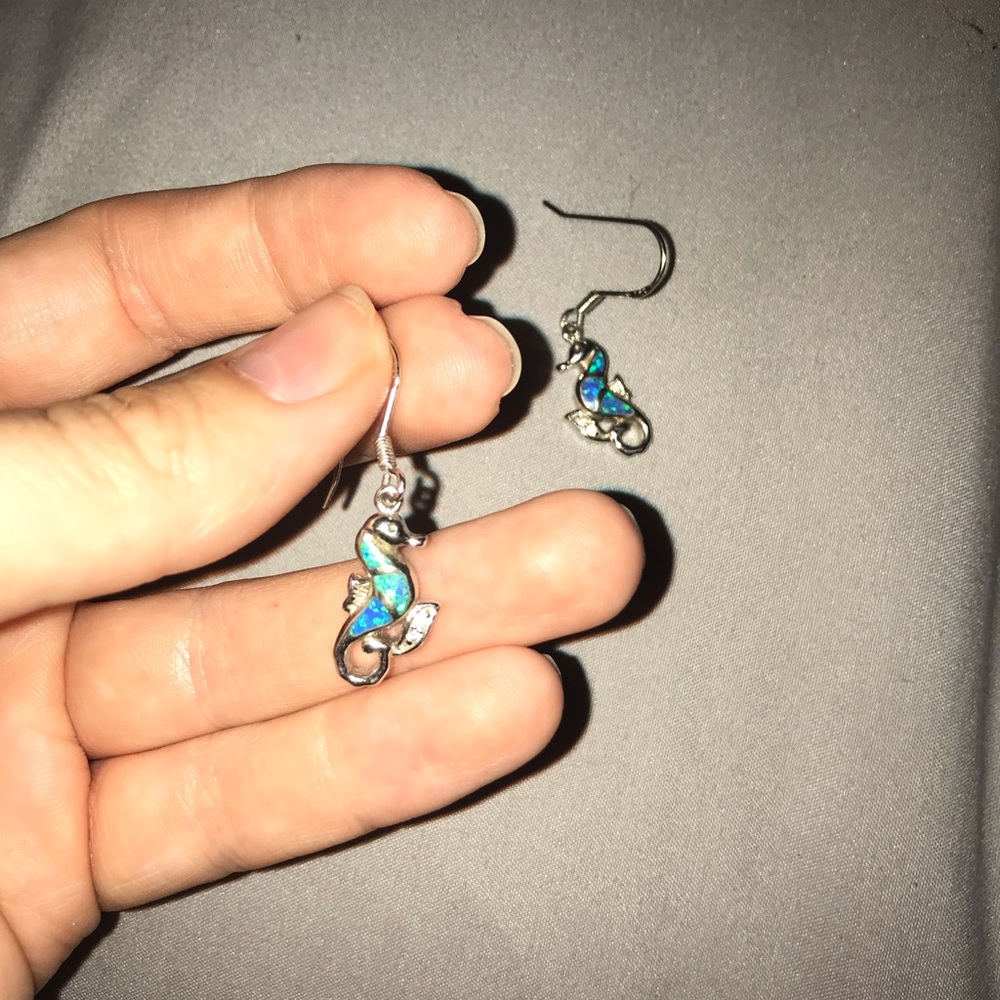 Sterling Silver Dangle Sea horse Earrings